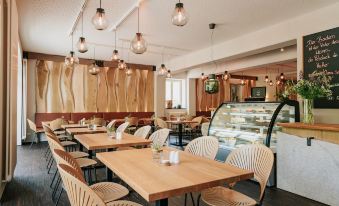 Hotel Villa Bodeblick - Housity
