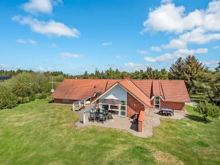 "Swening" - 2.1km from the Sea