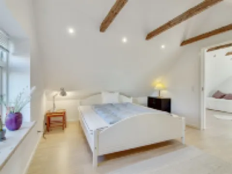 "Iara" - 6km from the Sea