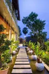 Kampot Tropical Village Hotels near Phnum Bokor National Park
