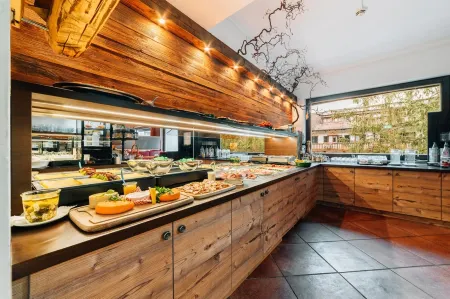 Hotel Alpensonne Отели рядом с достопримечательностью «Aquadome»