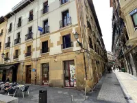 Gurtxu Rooms by Sun Sebastián Hotels near Monte Urgull