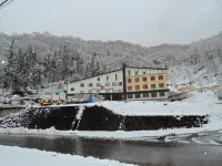 Naeba Lodge OKA Các khách sạn ở 