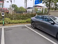 Daims Garden Hotel Dechang Park - parking