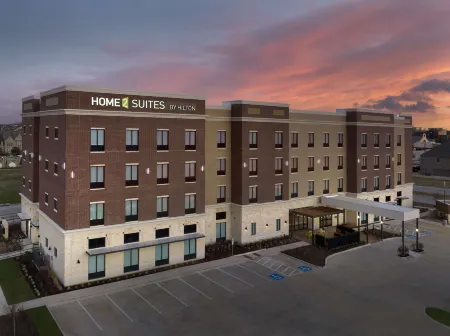 Home2 Suites by Hilton Flower Mound Dallas Отели рядом с достопримечательностью «Stay N' Play»
