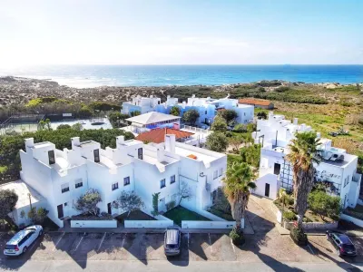Duna Parque Beach Club Hotels near Cavaleiro Beach