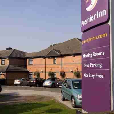 Premier Inn Cannock South Hotel Exterior