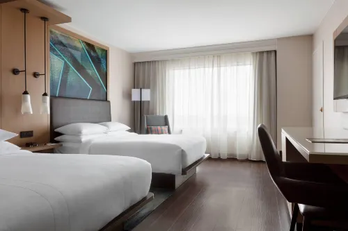 ดิมอยน์ แมริออท ดาวน์ทาวน์