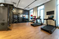 PLAZA Premium München - salle de sport