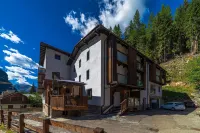 Chalet Margoni Hoteles en Canazei