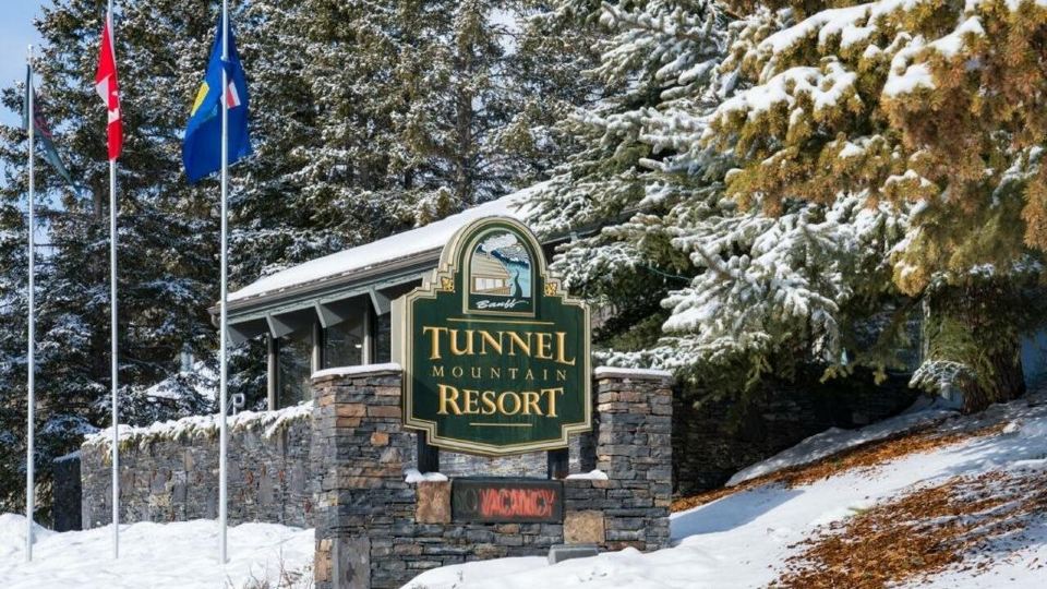 Tunnel Mountain Resort