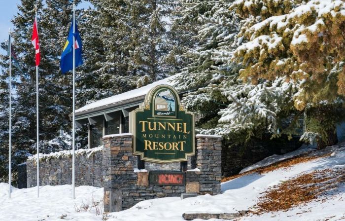 Tunnel Mountain Resort