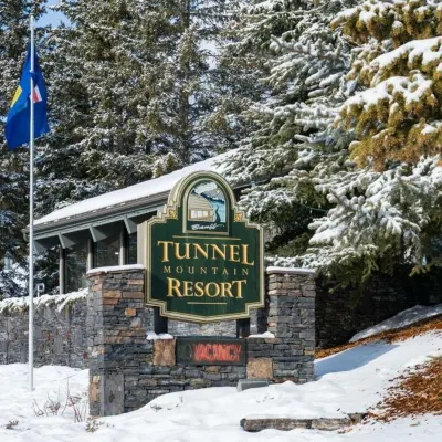 Tunnel Mountain Resort Hotels near The Whyte