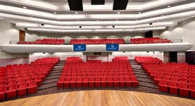 RELC 인터내셔널 호텔 분류: 목지 주변 호텔