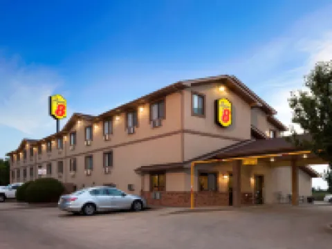 Super 8 by Wyndham Macon Hotels in Macon