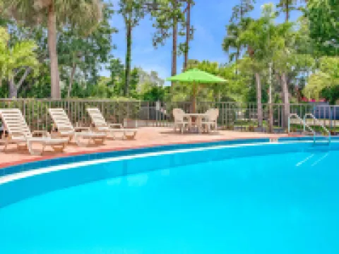 Days Inn by Wyndham Bradenton - Near the Gulf Hotels in South Bradenton