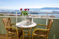 Rock Hotel - Sea View