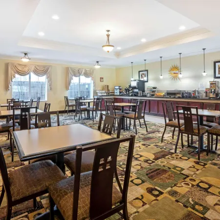 La Quinta Inn & Suites by Wyndham Houston - Magnolia