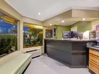 Super 8 by Wyndham Santa Cruz/Beach Boardwalk East Hotels in Santa Cruz