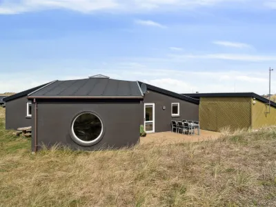"Dennik" - 100m from the Sea