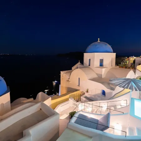Cave Suite Oia
