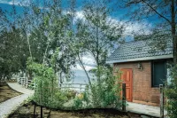 Jori's Cottage Hotels in Sufeng Huandao Road /Donggu Fishing Village