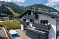 Tevini Alpine Apartments - Glocknerblick