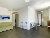 Dolce Mare 5 - Ampio balcone con vista mare - WIFI - A/C - Accanto alla spiaggia