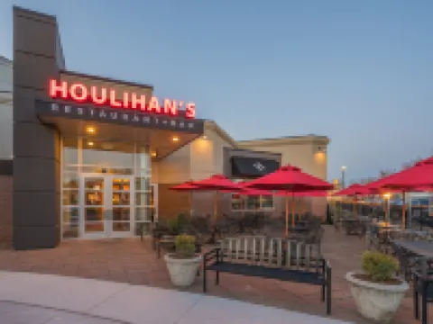 Crowne Plaza DULLES AIRPORT by IHG Hotels in Herndon