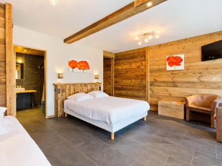 Logis Hotel L'accueil Savoyard Отели в г. Оньон