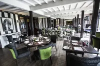 Hogarths Stone Manor Hotel - Завтрак