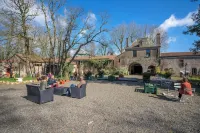 Le Chateau de La Tourlandry - Puy du Fou Hotel di Saint-Maurice-la-Fougereuse