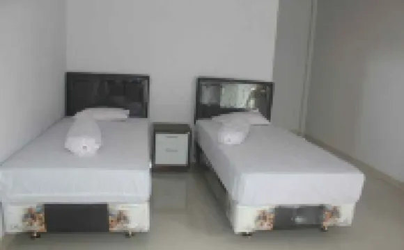 Losmen Al-Mukkaromah