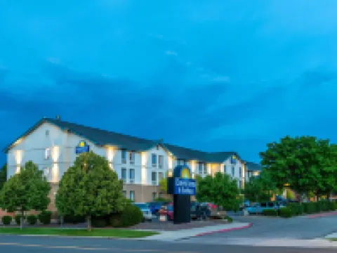 เดย์สอินน์แอนด์สวีทส์ บายวินด์แฮม สนามบินนานาชาติเดนเวอร์ โรงแรมในเดนเวอร์