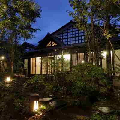 由布院 草庵秋桜 Hotel Exterior