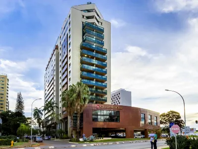 Grand Mercure Brasilia Eixo Monumental Hotels near Memorial JK