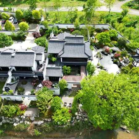 Floral Hotel · Ma'anshan Xiangquan Taohuayuan Hotel