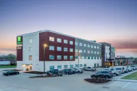 Holiday Inn Express & Suites Springfield North