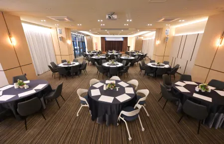 Naju Duplex Residence Hotel Отели в г. Наджу