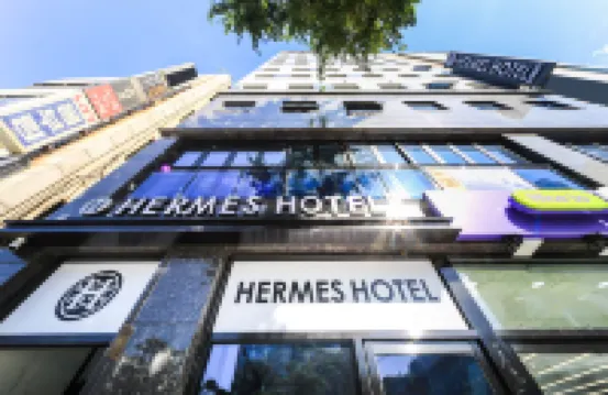 Hermes Hotel Hoteles cerca de Provisional Capital Memorial