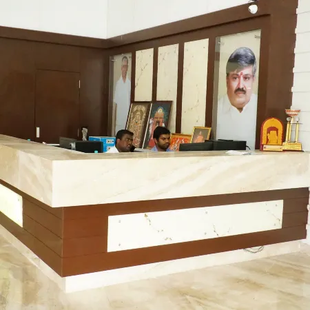 Hotel Abode Mantralayam