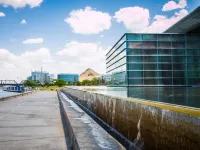 Hampton Inn & Suites Tempe/Phoenix Airport Hotels in Tempe