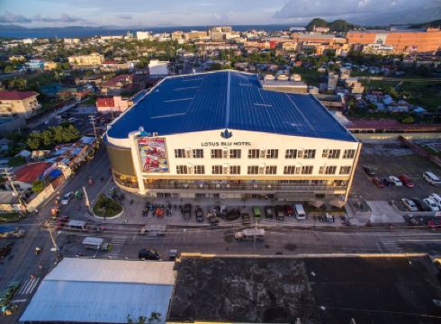 Lotus Blu Hotel