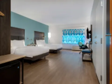 トゥルー バイ ヒルトン ウェイク フォレスト ローリー ノース ウェイクフォレストのホテル