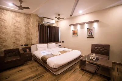 Hotel Welcome Palace Hotels near Dr.B.R Ambedkar Vidyabhaban Playground