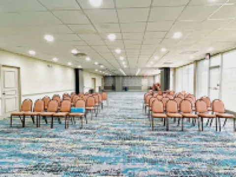 Quality Inn & Suites McDonough South I-75 Hotels in McDonough