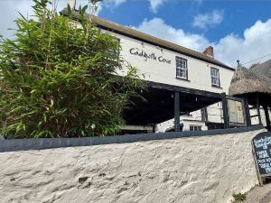 Cadgwith Cove Inn