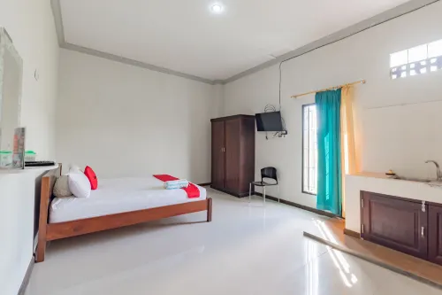 RedDoorz Near Gor Sempaja Samarinda