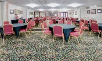 Ramada by Wyndham Metairie New Orleans Airport - sarapan