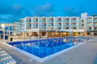Aparthotel Nereida - pantai